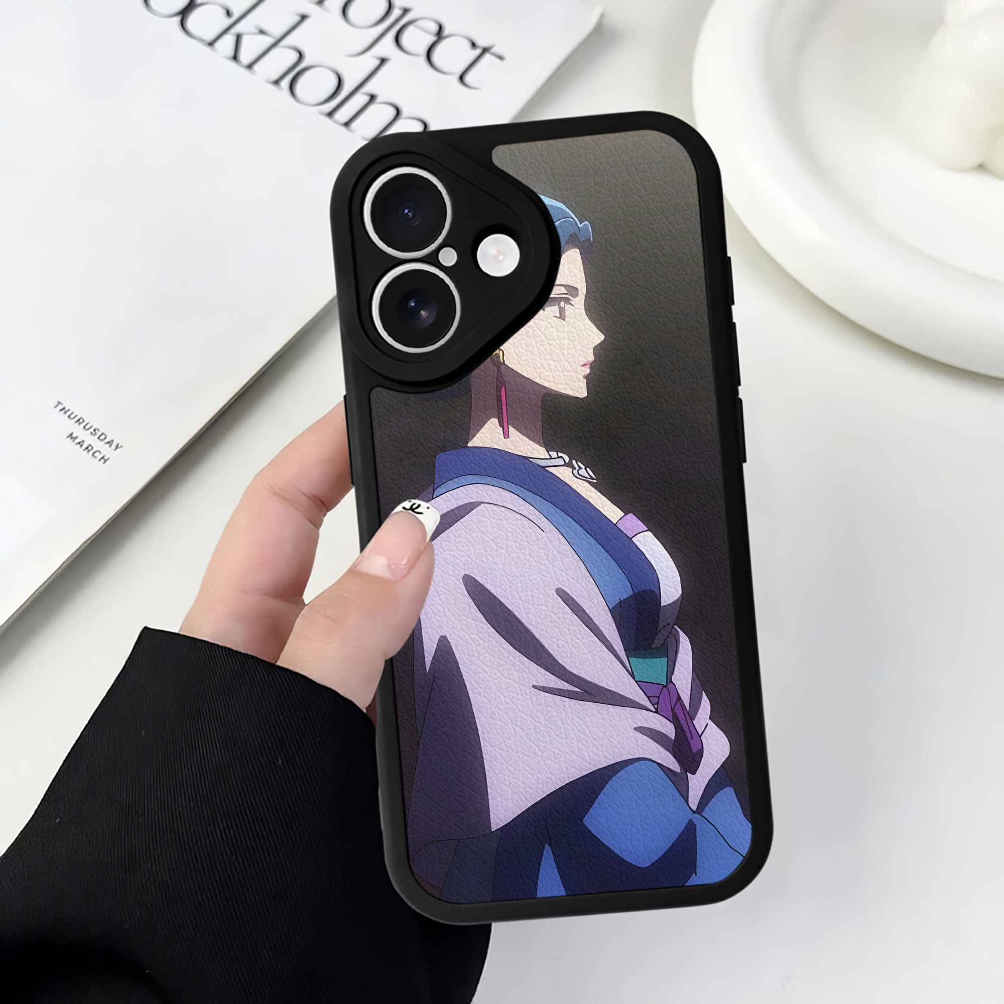 （画像用） 薬屋のひとりごと The Apothecary Diaries 【iPhone 16シリーズ対応】シリコンスマホケース（レザー調） 材質：シリコン